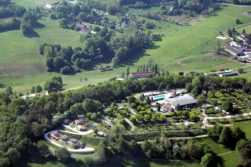 Camping LES TERRASSES DU PERIGORD - image n°2 - UniversalBooking