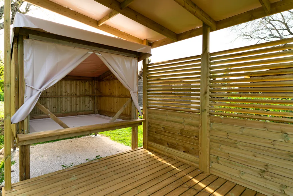 Lodge Camp Etoile + 6A Elektriciteit