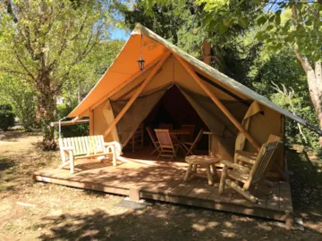 Location - Lodge Robinson  - 2 Chambres - 25 M2 (+Terrasse Couverte 10 M2) 5 Personnes - Camping Le Bosquet