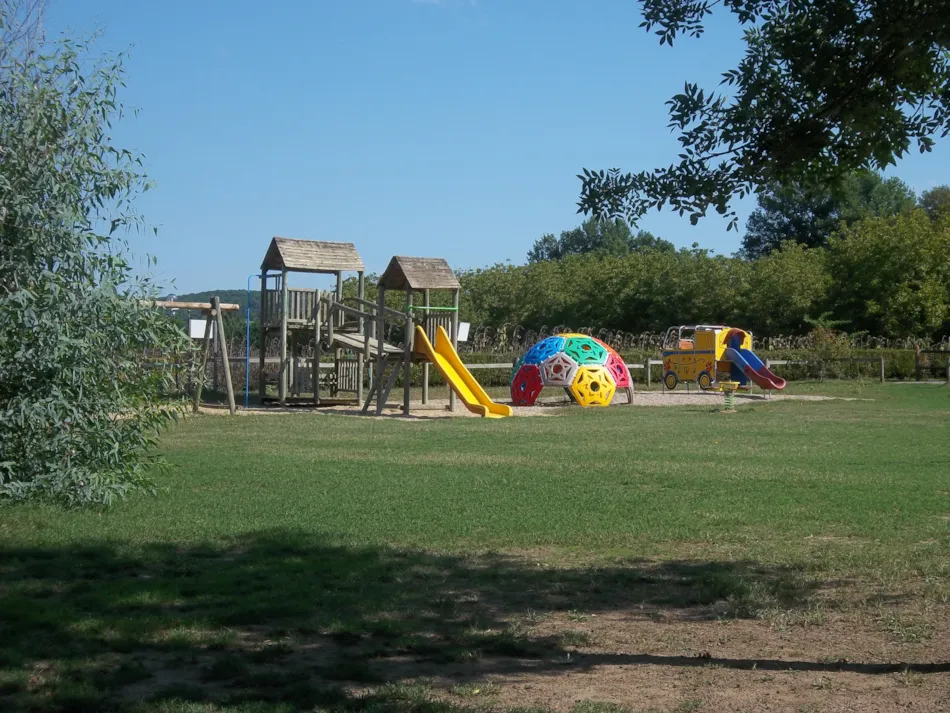 Camping les Cinq Châteaux