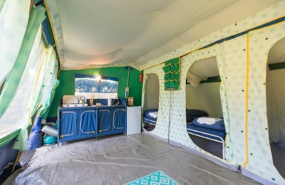 Navajo tent 2 bedrooms -