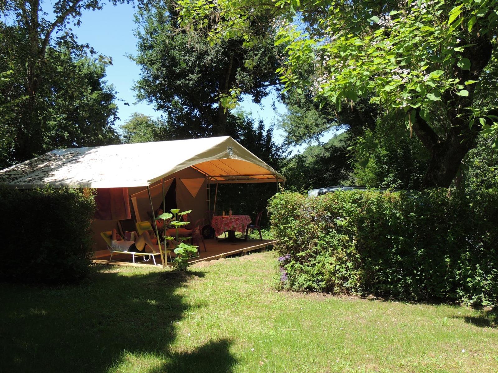 Accommodation - Tent Canada- 32M² -2 Bedrooms - Capfun - Camping Les Granges****