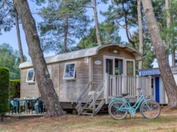 Accommodation - Insolite Confort Gipsycar 2 Bedrooms - Camping Lou Castel