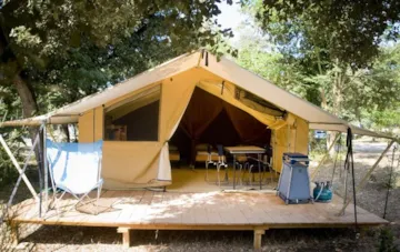 Accommodation - Classic Iv Wood&Canvas Tent - Huttopia Sarlat