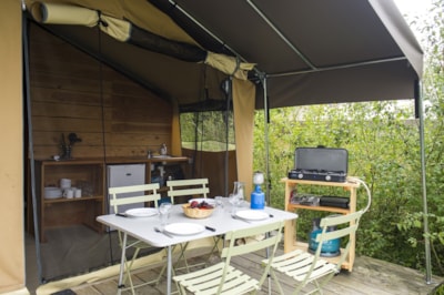 Sweet Wood & Canvas tent +