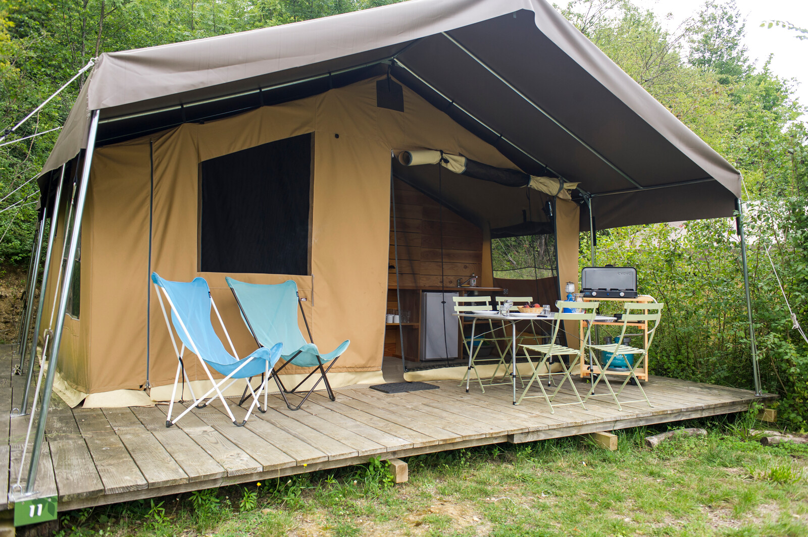 Accommodation - Sweet Wood & Canvas Tent + - Huttopia Sarlat