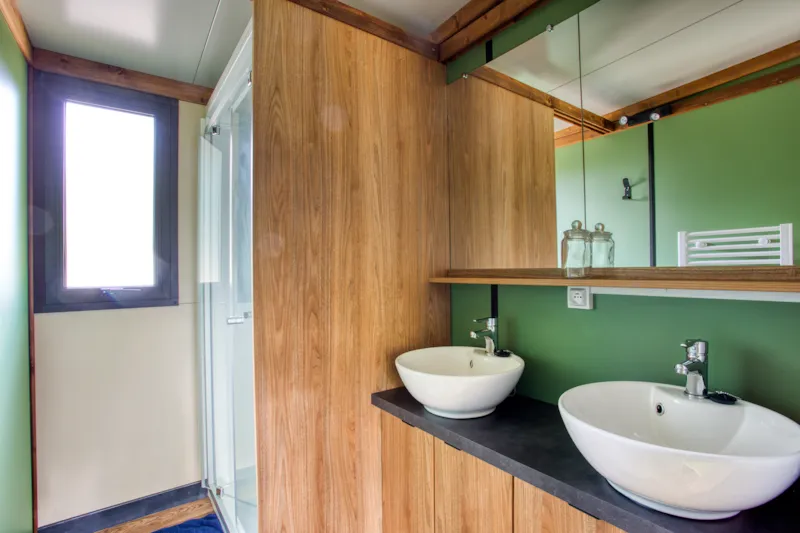 Chalet Ottawa (6 Pers) 3 Chambres-Tv-Clim- Lave Vaisselle-Transat- Terrasse Couverte