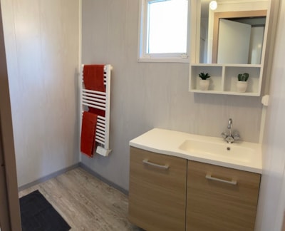 Chalet RÊVE+ - 2 bedrooms - Air conditioning - Dishwasher - 2 deck chairs - Covered terrace — 5