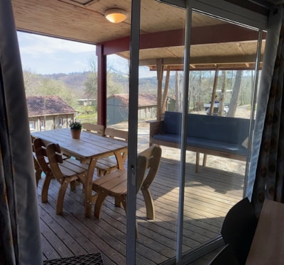 Chalet RÊVE+ - 2 bedrooms - Air conditioning - Dishwasher - 2 deck chairs - Covered terrace — 8