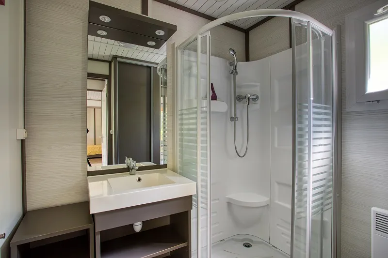 Chalet Rêve (5 Pers) 2 Chambres- Climatisation - Terrasse Couverte