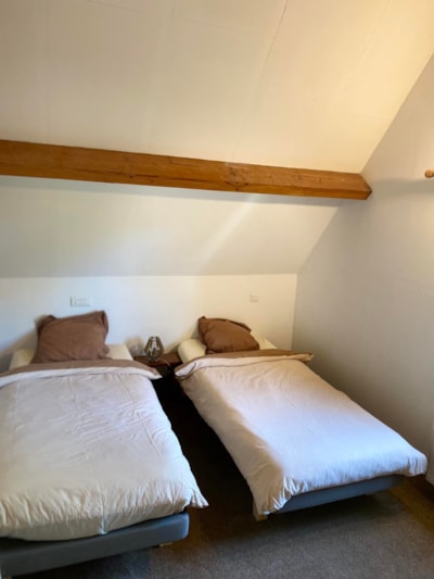2-bedroom cottage - TV - Air conditioning - Dishwasher - Towel dryer - Hair dryer - Deck chairs - 2 covered terraces — 9