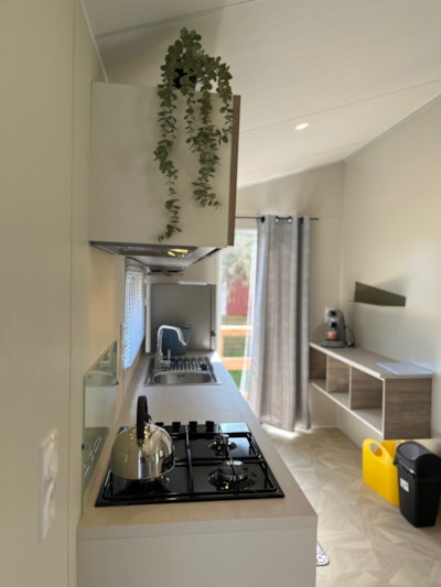 BAHIA Cottage - 2 bedrooms - TV - Air conditioning - Dishwasher - Covered terrace with bench seating — 3