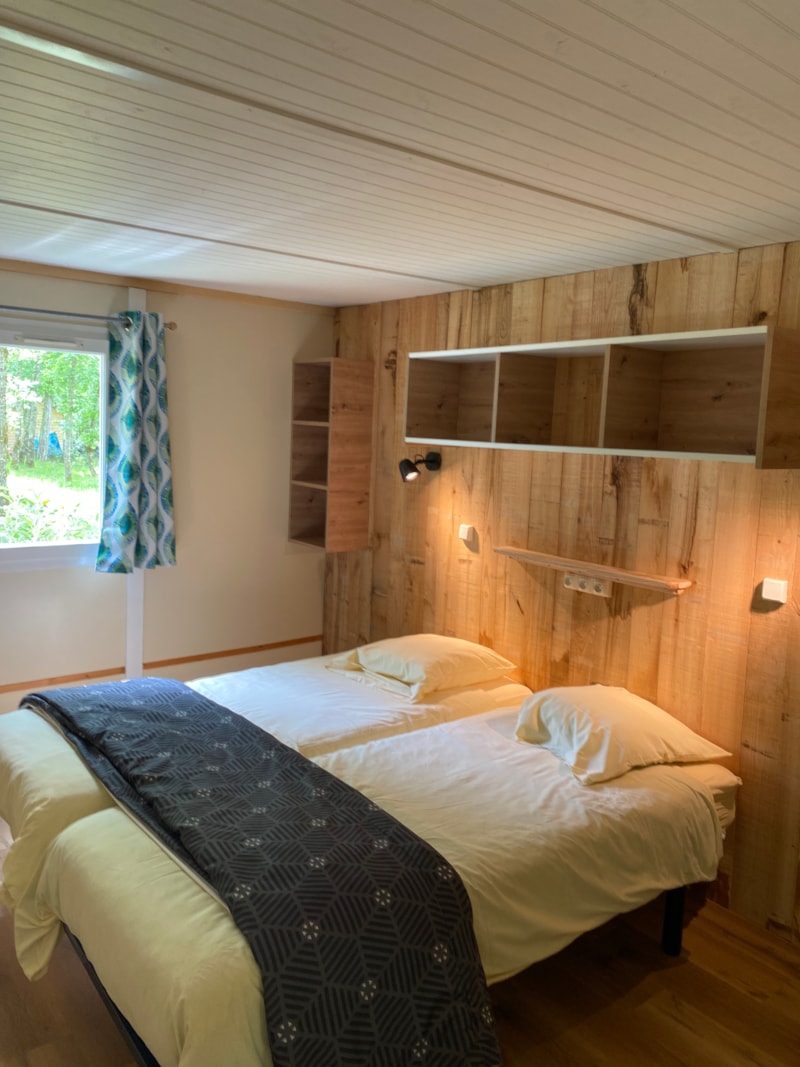 Chalet BIEN-ÊTRE, geeignet für Personen mit eingeschränkter Mobilität – 2 Schlafzimmer – Klimaanlage – überdachte Terrasse