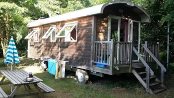Mietunterkunft - Planwagen - Camping Brin d'Amour