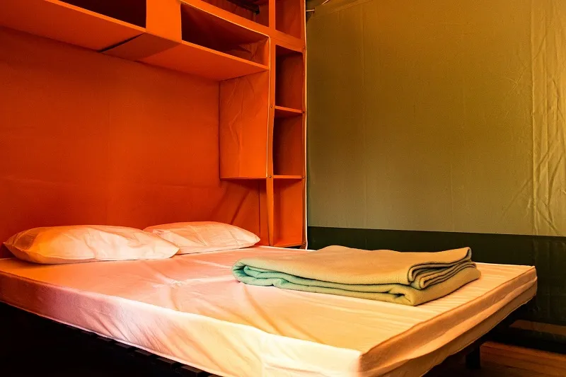 Tente Pagan 25 M2 Avec Sanitaire (Gamme Economique)