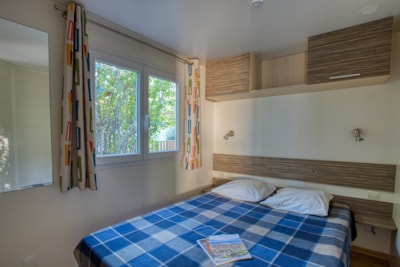 LOUISIANE MOBILE HOME - TV, dishwasher — 7