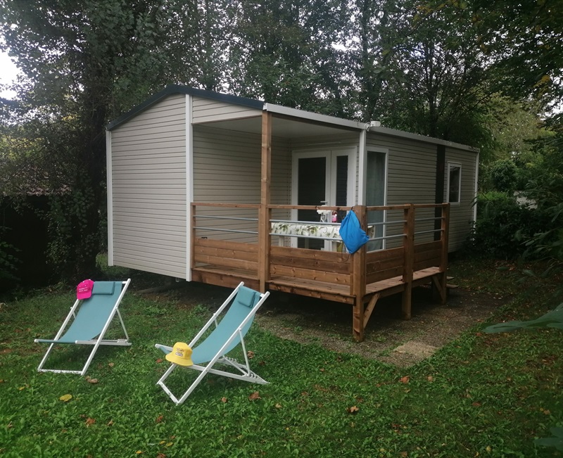 Accommodation - Nouveaute 2024 Mobil-Home Lodge, 2 Ch + Tv. Animal Non Accepte - Camping Brin d'Amour