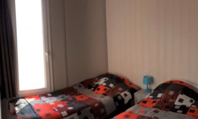Chalet Serenita 42 m² - smart TV- 2 bedrooms - sheltered terrace 12 m² — 4