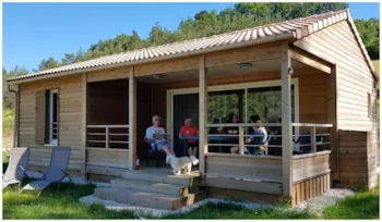 Mietunterkunft - Chalet Serenita 42 M² - Smart Tv - 2 Zimmer - Überdachte Terrasse 12 M² - CAMPING LE VERDOYANT