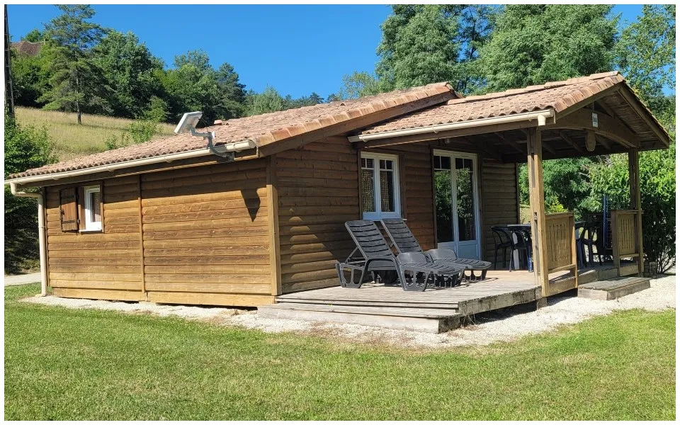 Chalet Charlay 35 m² / 2 bedrooms - sheltered terrace 12 m²