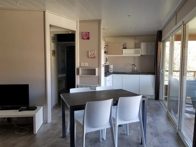 Chalet Serenita 42 M² - Smart Tv - 2 Chambres - Terrasse Couverte 12 M² -