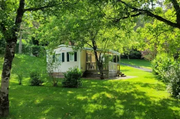 Mietunterkunft - Mobil Home Eldorado 27.30 M² / 2 Zimmer - Überdachte Terrasse - CAMPING LE VERDOYANT