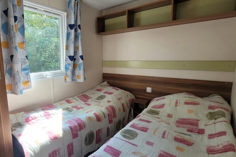 Mobil Home Eldorado 27.30 M² Avec Télévision - 2 Chambres - Terrasse Couverte -