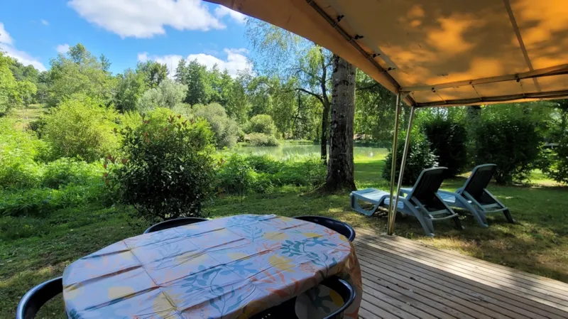 Tente Trappeur 20 M² / 2 Chambres - Sans Sanitaire Privatif + Terrasse Couverte 12 M² -