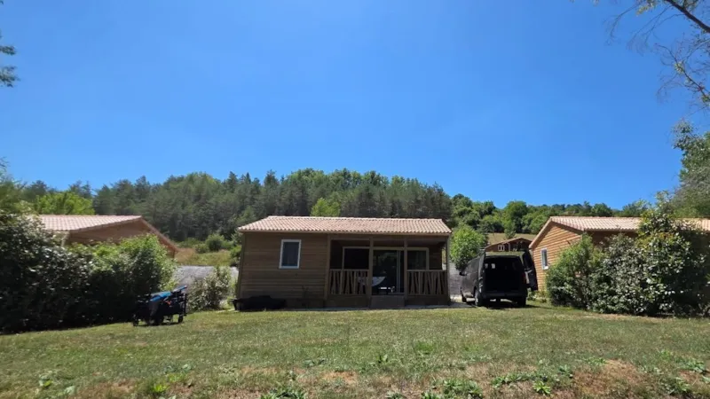 Chalet Nirvana 32 M² Smart Tv - 2 Chambres - Terrasse Couverte