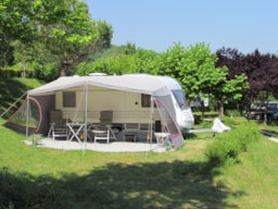 Kampeerplaats(en) - Kampeerplaats - Camping Le Pech de Caumont