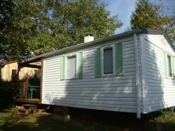 Mietunterkunft - Mobilheim Perdrix 30M² - Camping le Pigeonnier