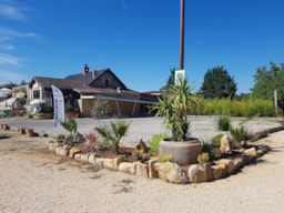 Camping le Pigeonnier - image n°5 - Roulottes
