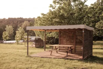 Emplacement - Emplacement Confort + - Slow Village | Séveilles