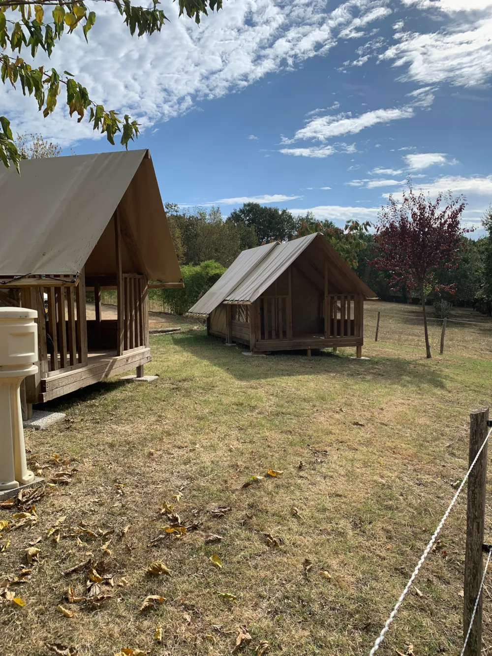 Emplacement - Tente Rando 2 Personnes - Ushuaïa Villages - Camping les Poutiroux ****