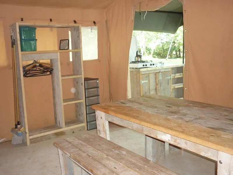 Tente Logde 2 Chambres (Sans Sanitaire)