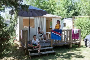Mietunterkunft - Tit'home 2 Zim - Mit Wc Und Kaltem Wasser - CAMPING LA LENOTTE 