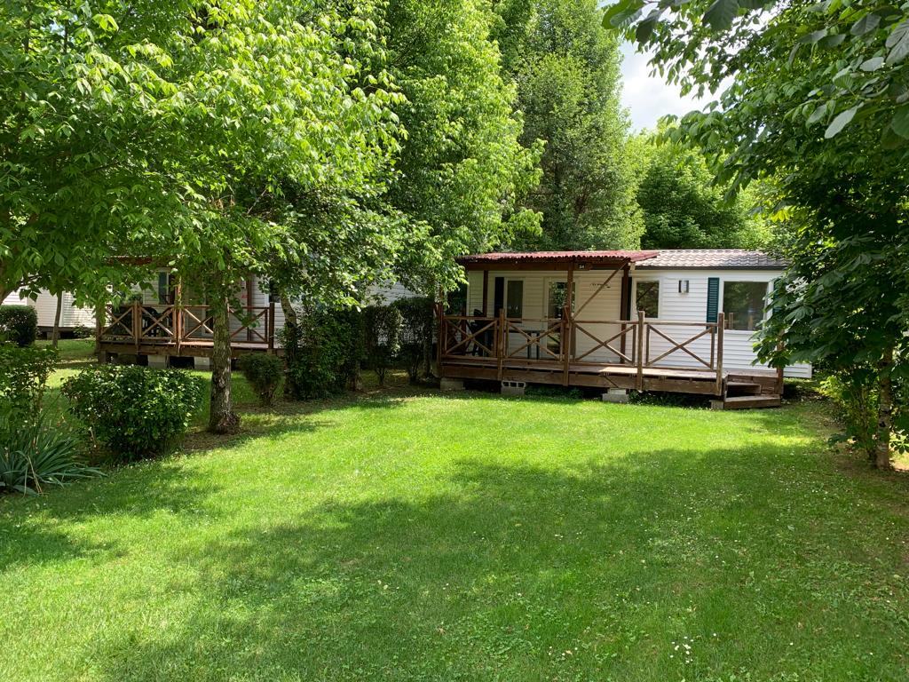 Accommodation - Mobil-Home 3 Air-Conditioned Bedrooms - CAMPING LA LENOTTE 