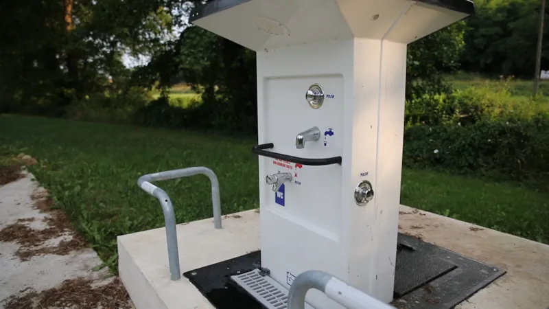 Emplacement Camping-Car Avec Électricité