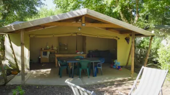 Mietunterkunft - Lodge Cotton Zelt Mit 2 Schlafzimmern Und Bad - CAMPING LA LENOTTE 