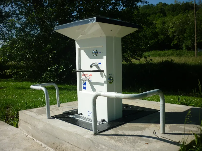 Emplacement Camping-Car - 1 Véhicule