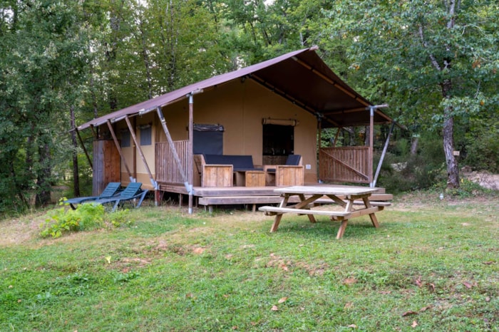 Tente Lodge Font De Gaume 48 M² Avec Sanitaires