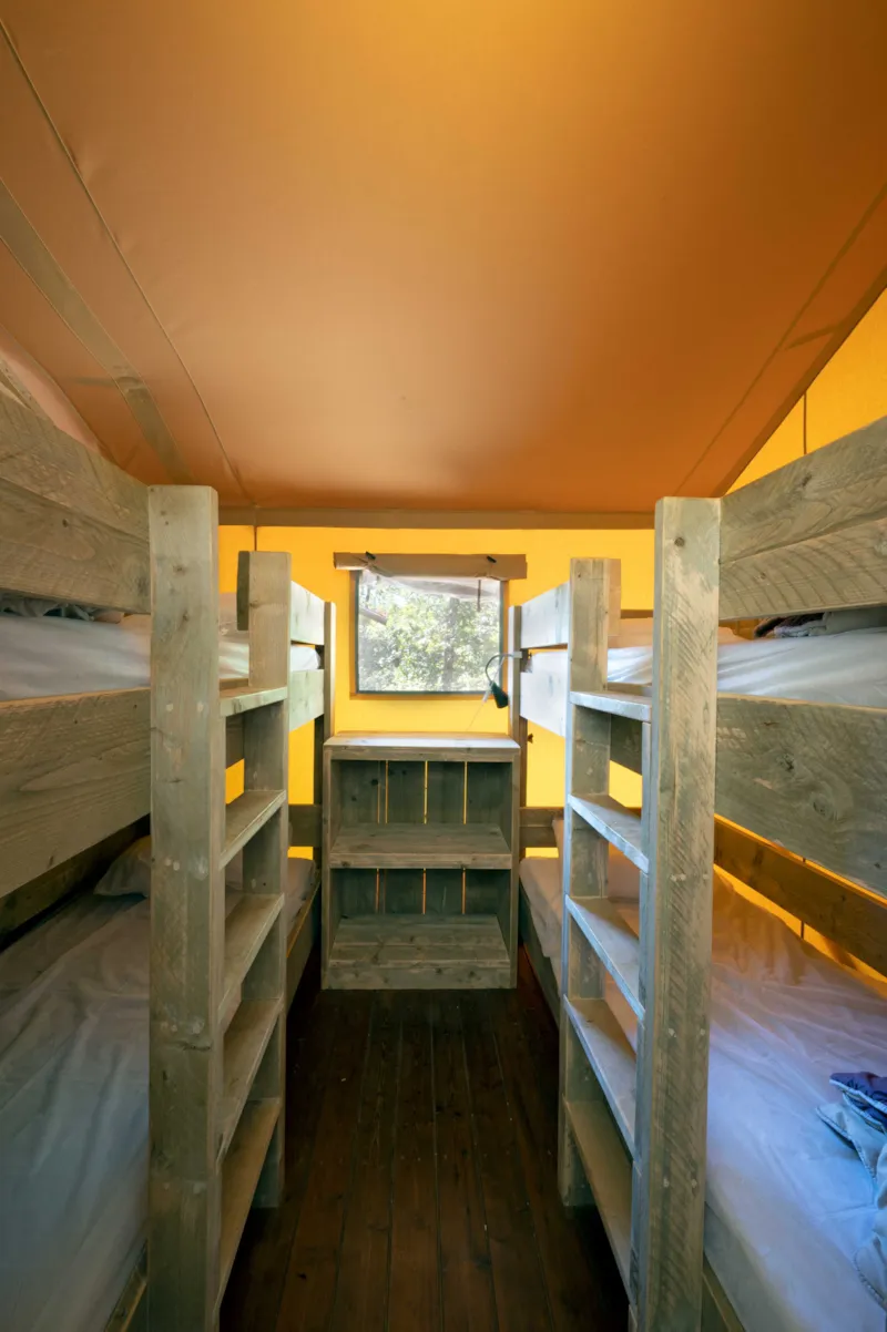 Tente Lodge Cro Magnon 53M² Avec Sanitaires