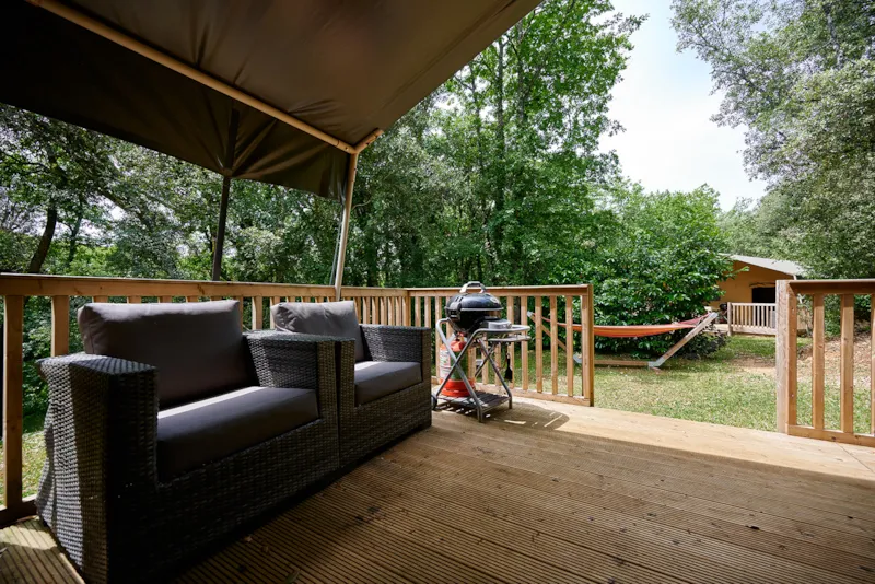 Tente Lodge Grand Roc 50 M2 Avec Sanitaires