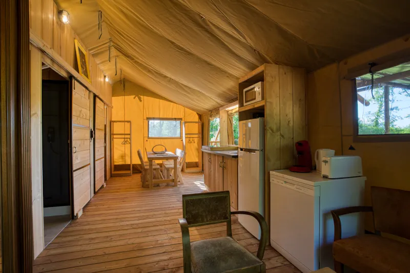 Tente Lodge Neandertal 55M² Avec Sanitaires