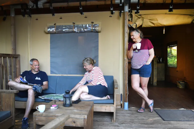 Tente Lodge Cro Magnon 53M² Avec Sanitaires