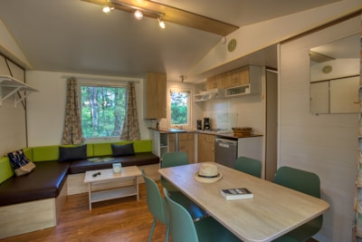 Family mobile home — 7