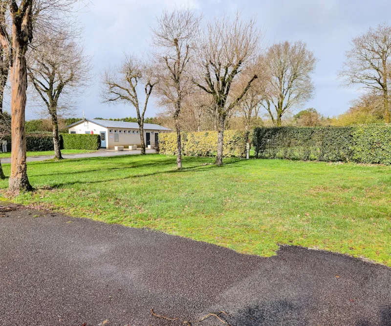 Emplacement Avec Électricité Family Plus