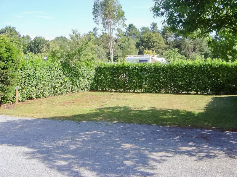 Emplacement Avec Électricité