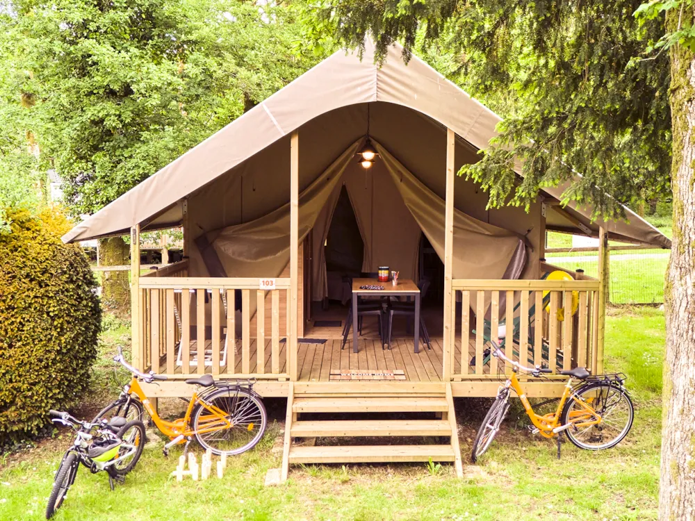 Location - Tente Safari - 2 Chambres - Camping Les Jardins du Morbihan 