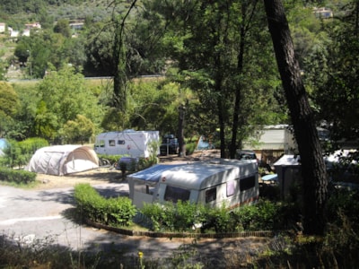 Camping pitch — 1